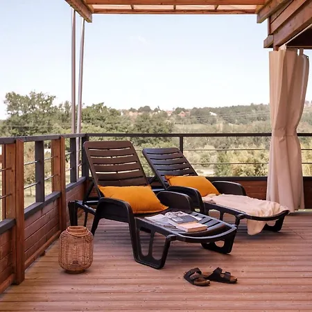 Slow Village Seveilles - Perigord 5* Valades