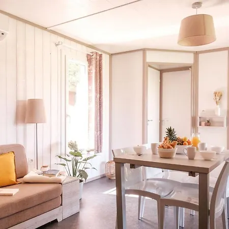 Slow Village Seveilles - Perigord 5*