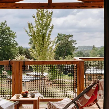 Slow Village Seveilles - Perigord 5* Valades