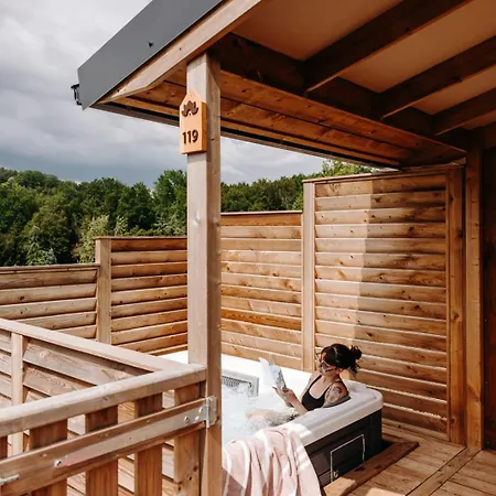 مكان تخييم Slow Village Seveilles - Perigord Valades