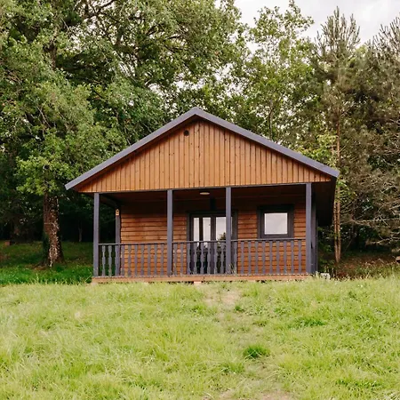 مكان تخييم Slow Village Seveilles - Perigord Valades